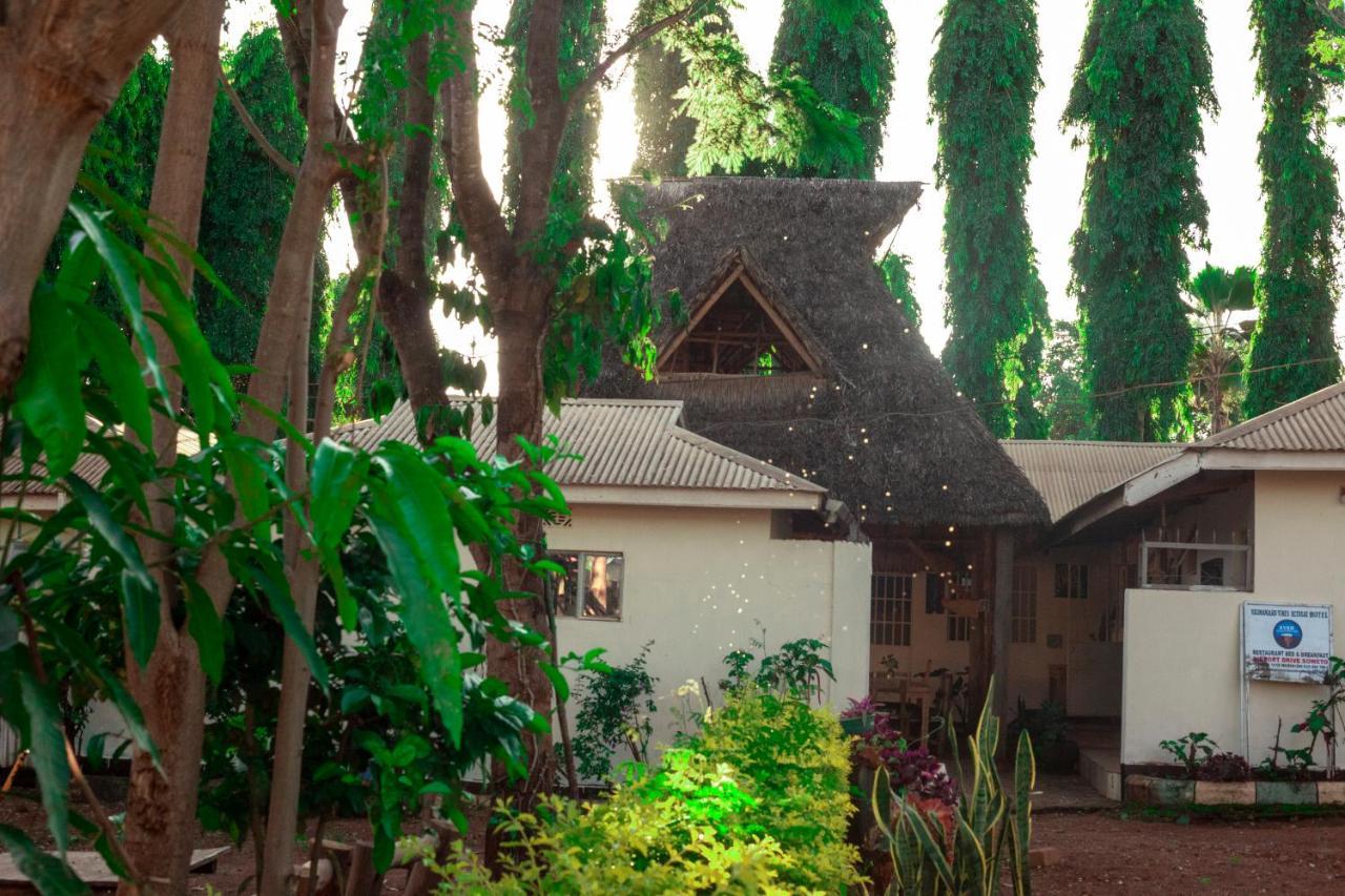 The Secret Garden Hotel Moshi Exterior photo